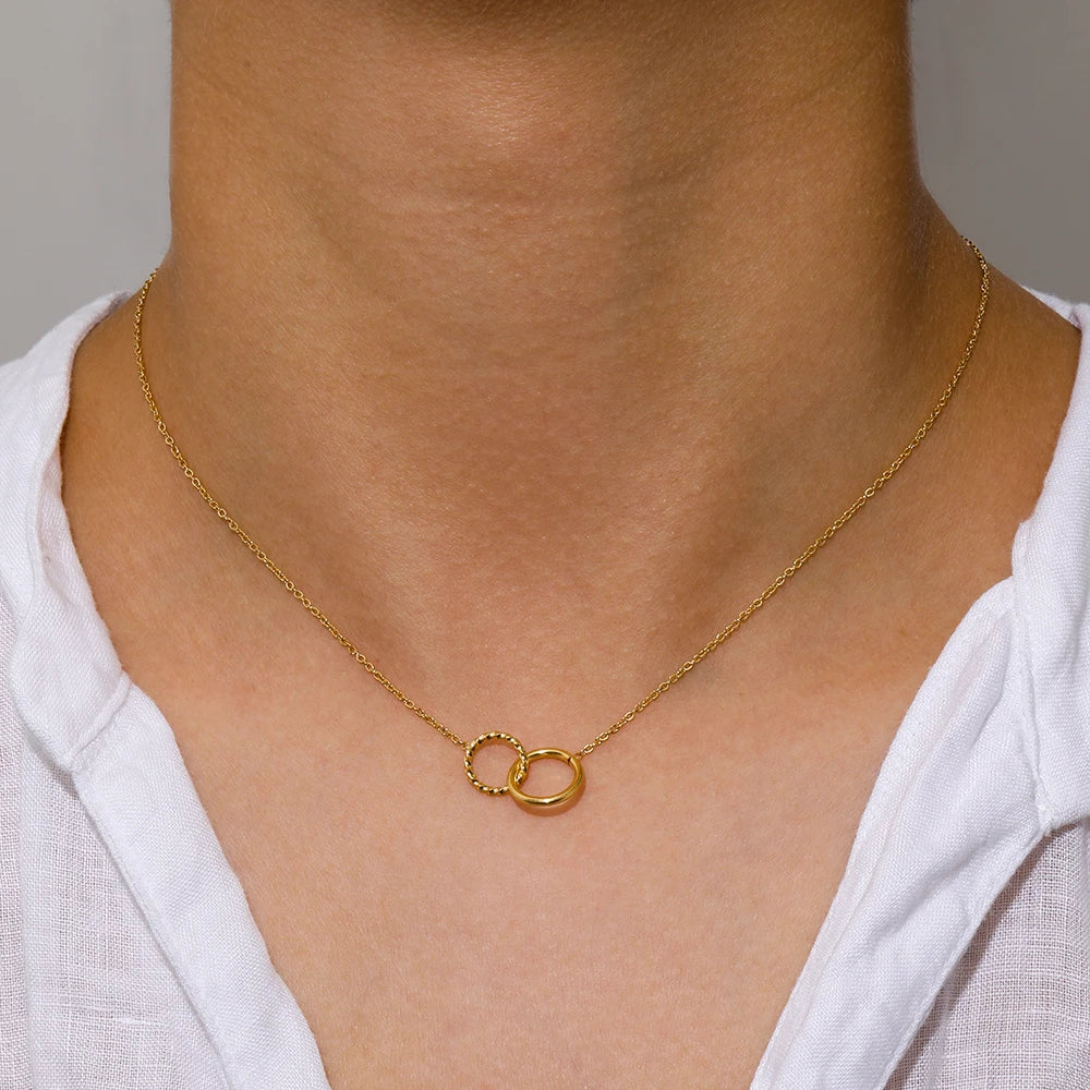 Circle Pendant Necklace