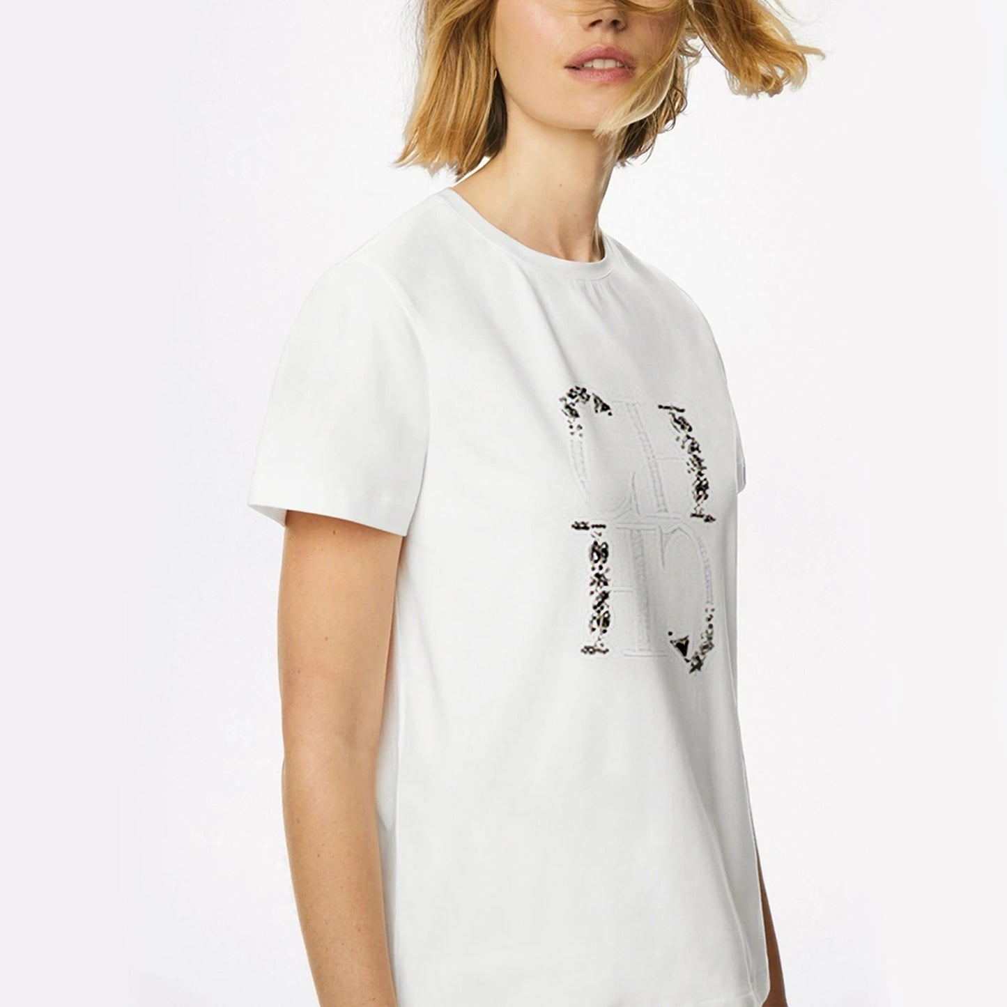 CHCH Summer Embroidered T-Shirt