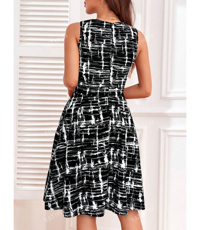 Ditsy Floral Print Keyhole Neckline Dress