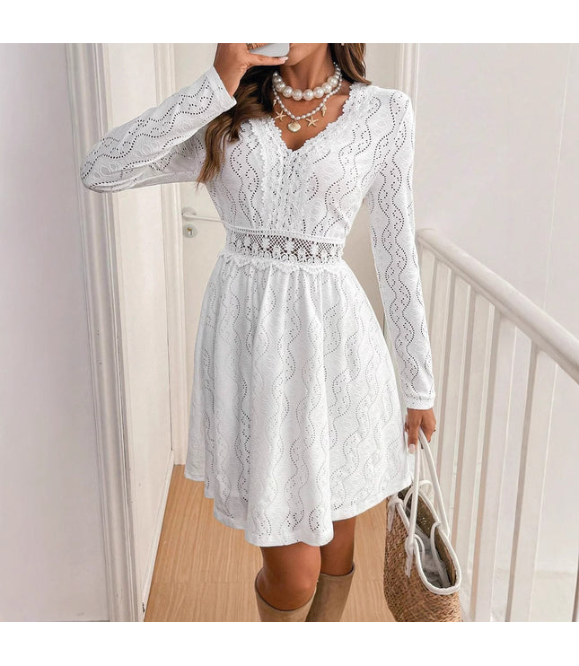 Elegant Women's Solid Color Lace Patchwork Mini Holiday Dress