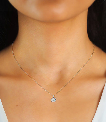 Classic Four-claw Diamond Necklace High-grade 925 Silver Plating 18K Gold Pendant