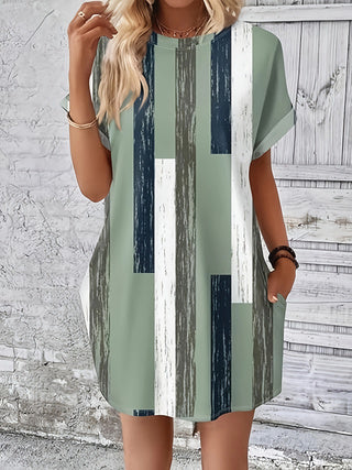 Short Sleeve Printed Pocket Dress