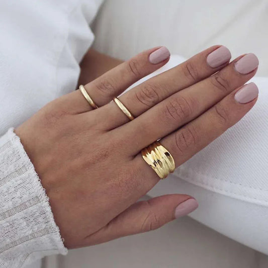 Irregular Hammered Grain Band Ring