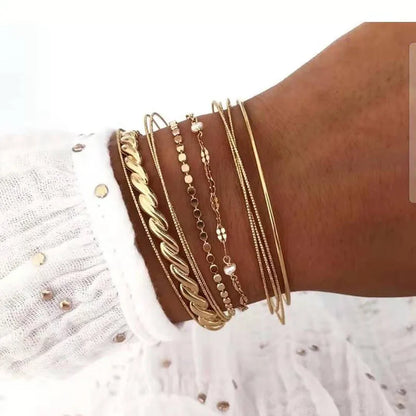 stunning knit bracelet