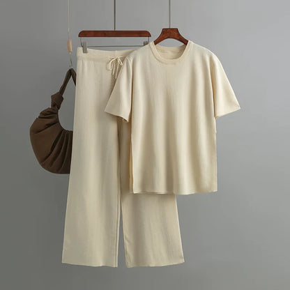 Pants and blouse set