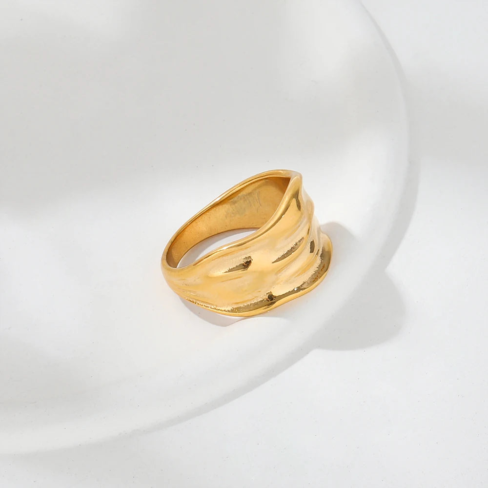 Irregular Hammered Grain Band Ring