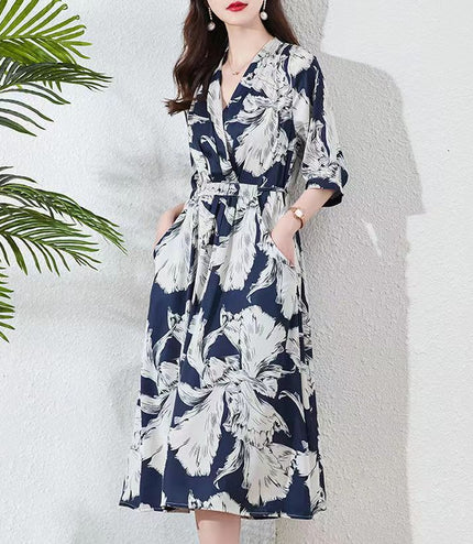 New Waist-controlled Lace-up 34 Sleeve V-neck Printed Skirt