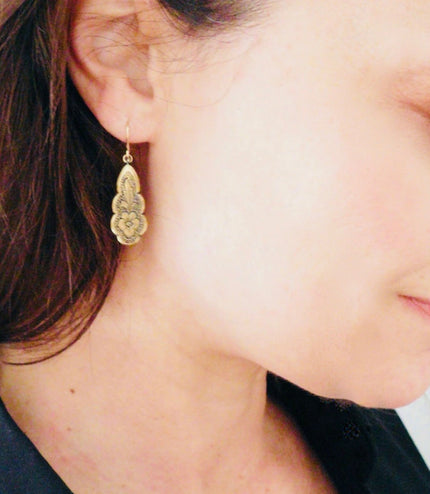 Carved Flower Pendant Earrings For Women