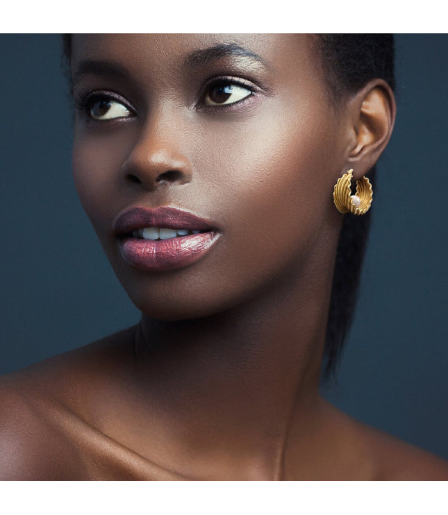 Creative Design Pearl Shell Eardrops