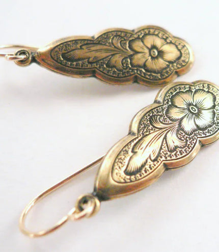 Carved Flower Pendant Earrings For Women
