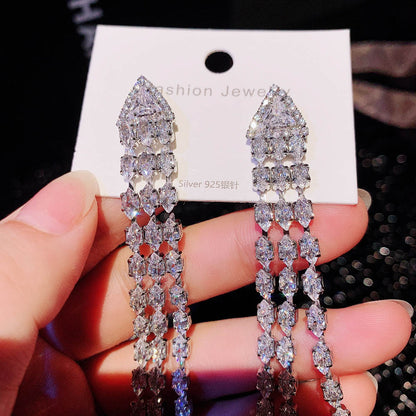 High-grade Sterling Silver Needle Light Luxury Tassel Earrings