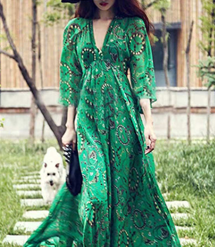European And American Popular V-neck Dress