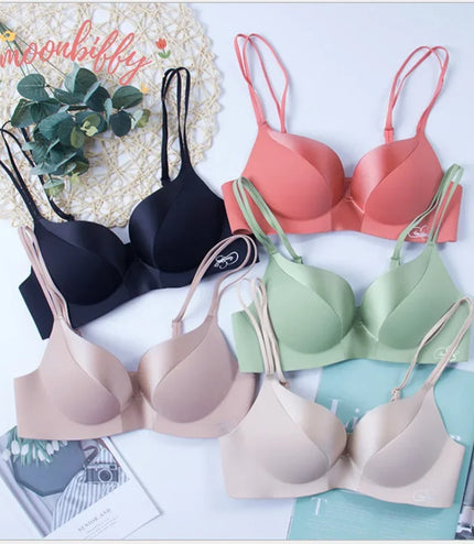 Confidence Starts from Within: The Perfect Push-Up Bra!