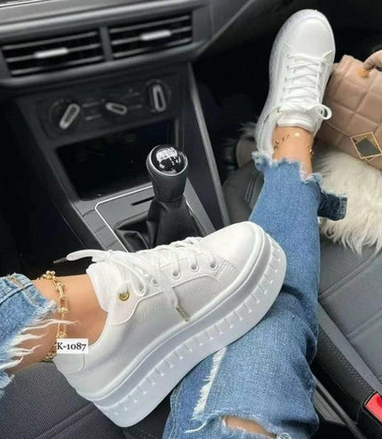 Casual Platform Sneakers – Effortless Style with All-Day Comfort