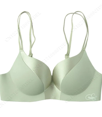 Confidence Starts from Within: The Perfect Push-Up Bra!