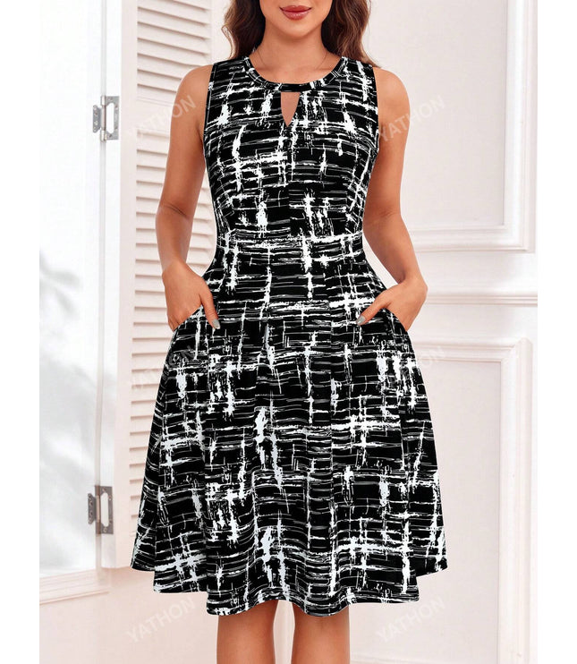 Ditsy Floral Print Keyhole Neckline Dress