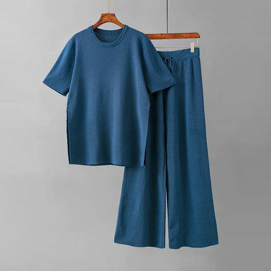 Pants and blouse set